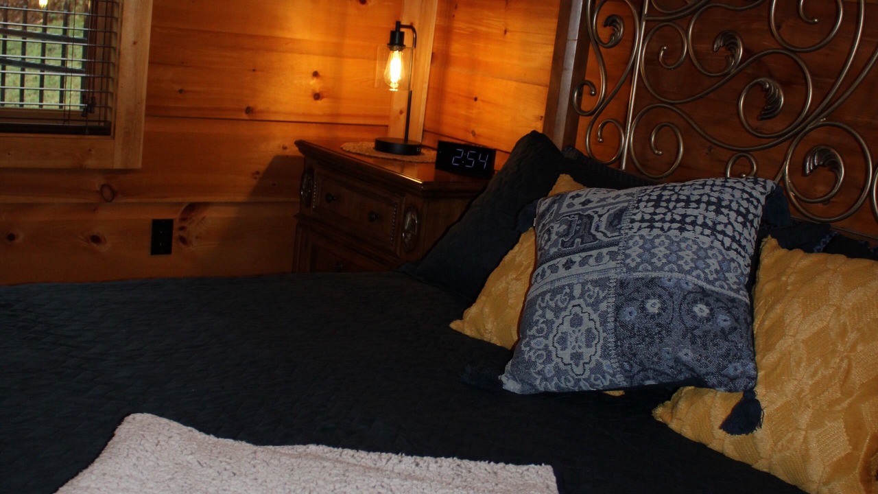 Photo of Bedroom in Emory