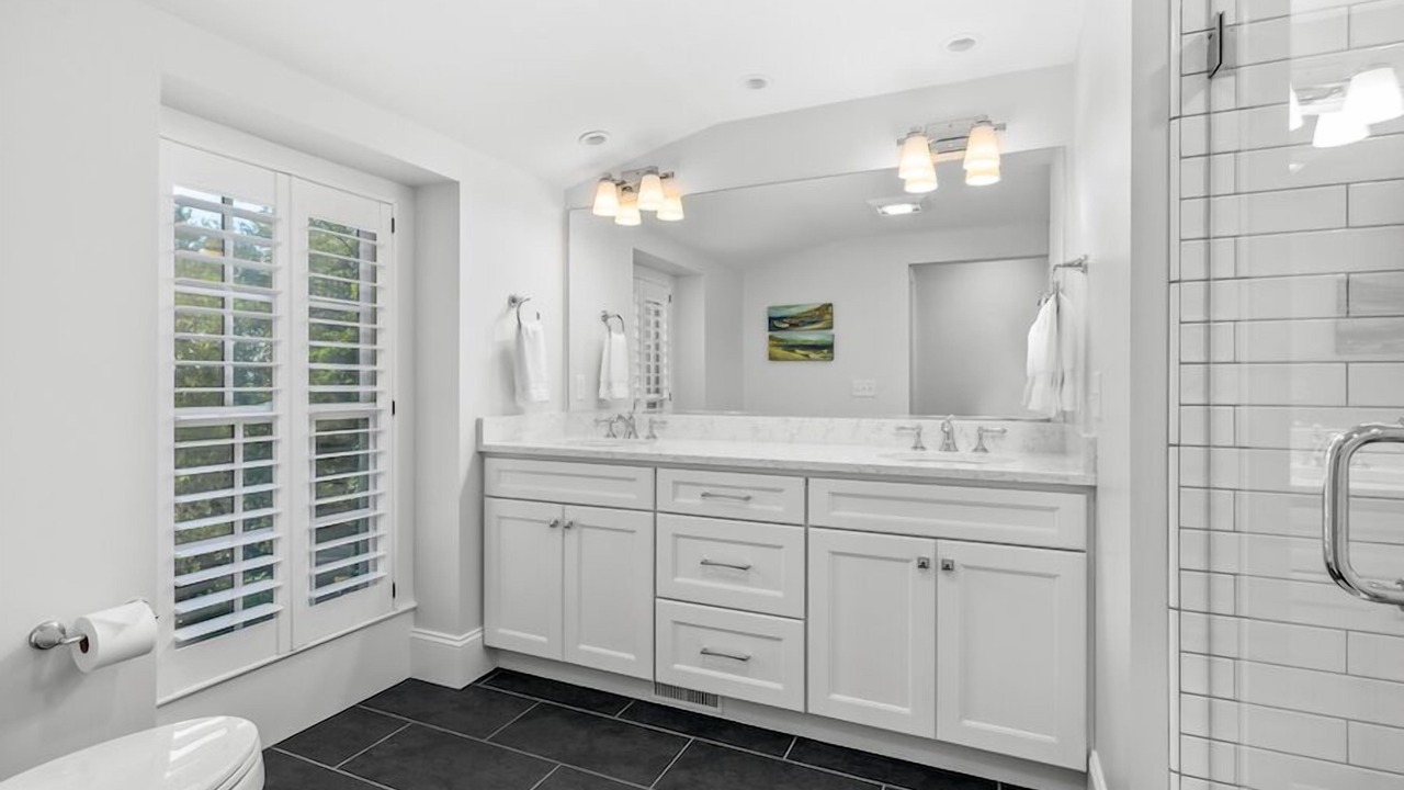 Photo of Bathroom in East Dennis