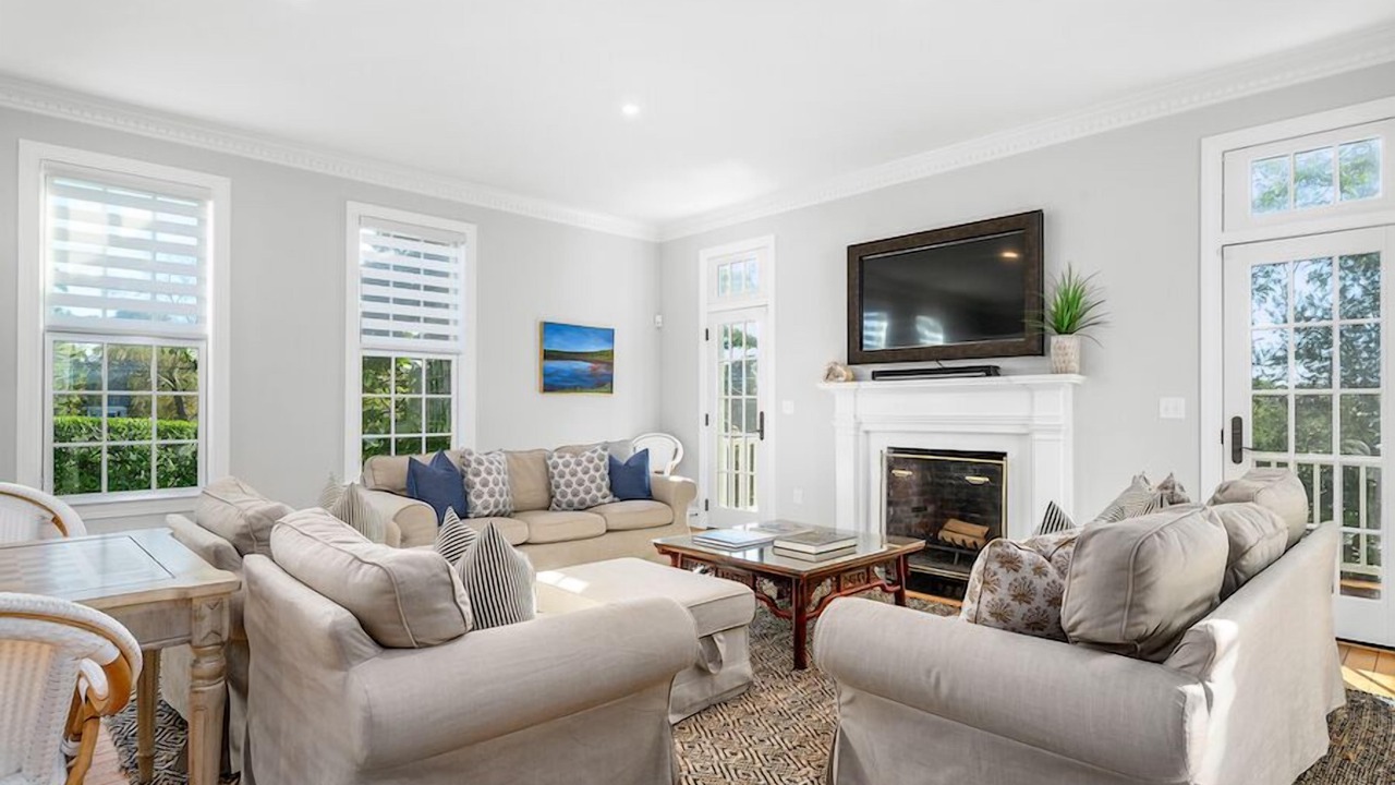 Photo of Livingroom in East Dennis