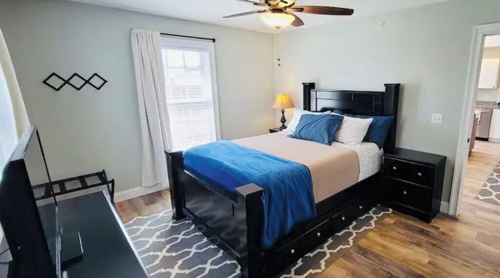 Photo of Bedroom in Newburgh