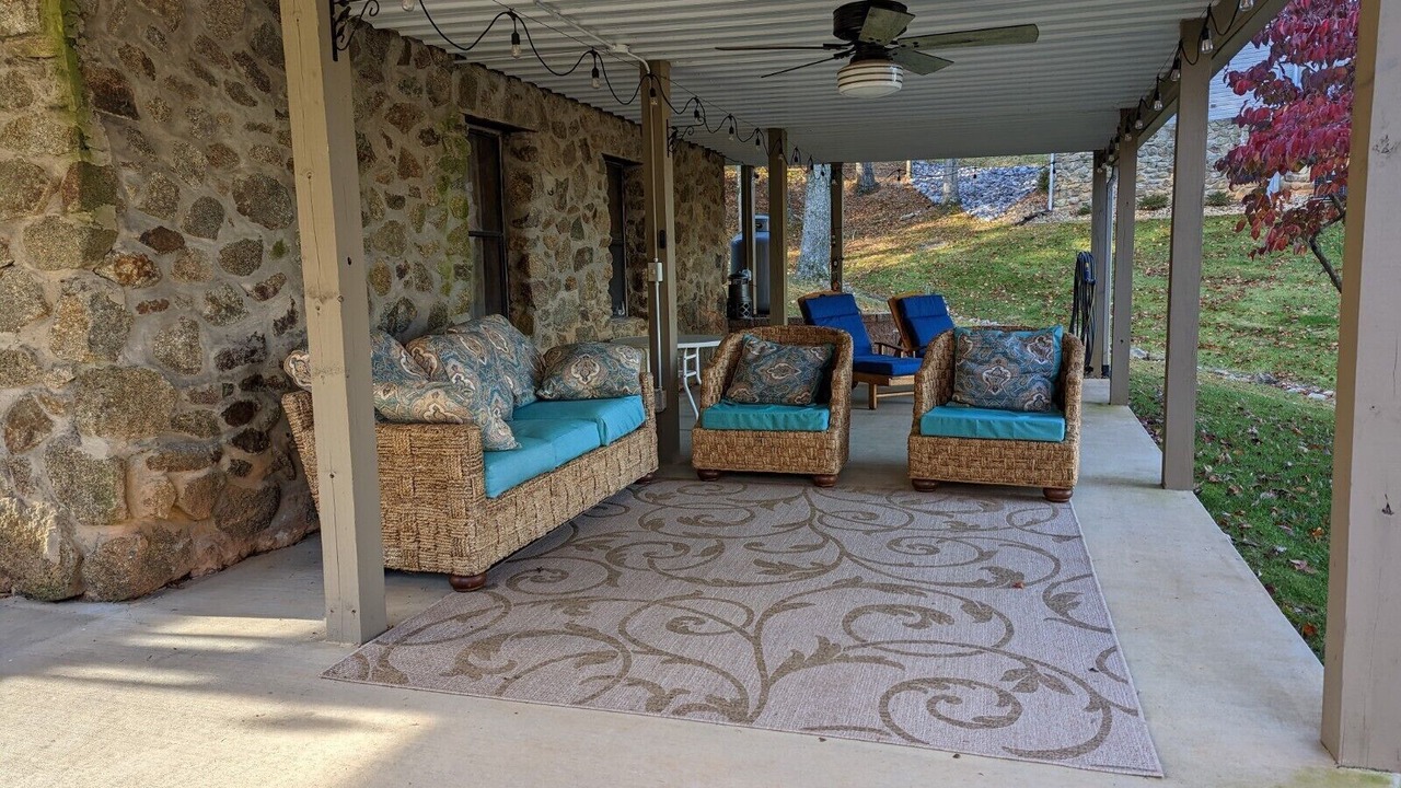 Photo of Patio Balcony in Smith Mountain Lake