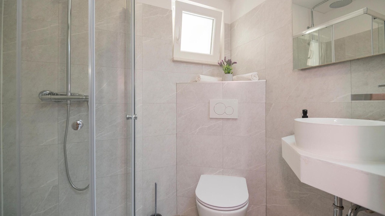 Photo of Bathroom in Grubine