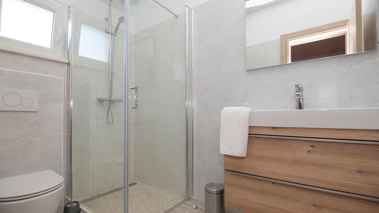 Photo of Bathroom in Grubine