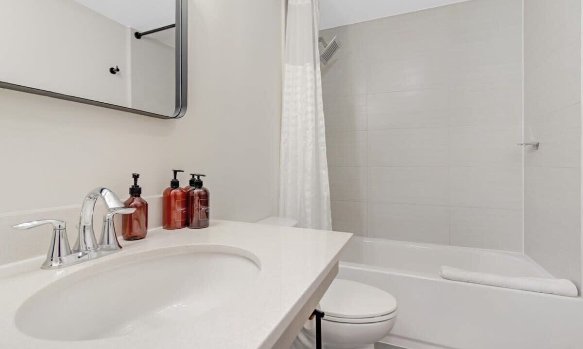 Photo of Bathroom in Brickell