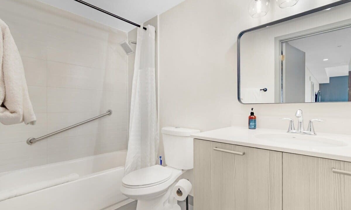 Photo of Bathroom in Brickell