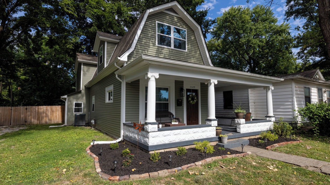 Photo of Outdoor in Clarksville