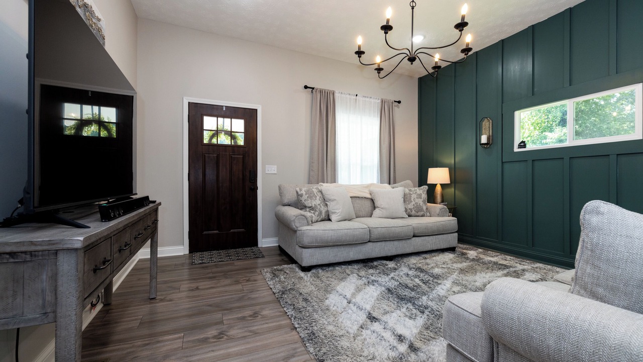 Photo of Livingroom in Clarksville