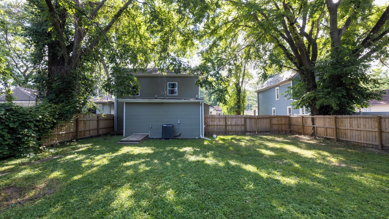 Photo of Outdoor in Clarksville