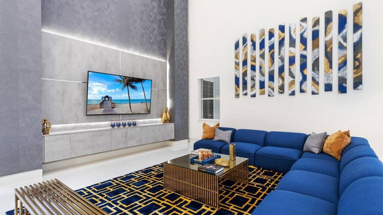 Photo of Livingroom in Davie