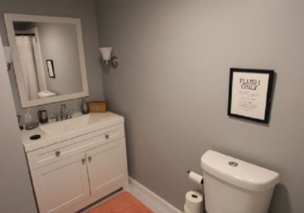 Photo of Bathroom in Town of Delaware