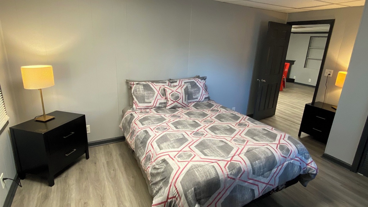 Photo of Bedroom in Brooksville