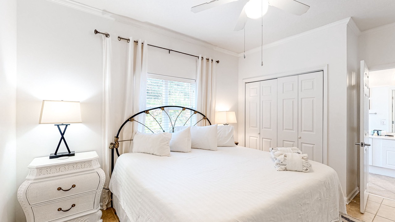 Photo of Bedroom in Frangista Beach