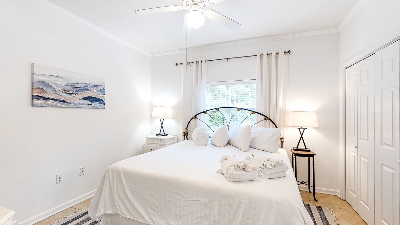 Photo of Bedroom in Frangista Beach