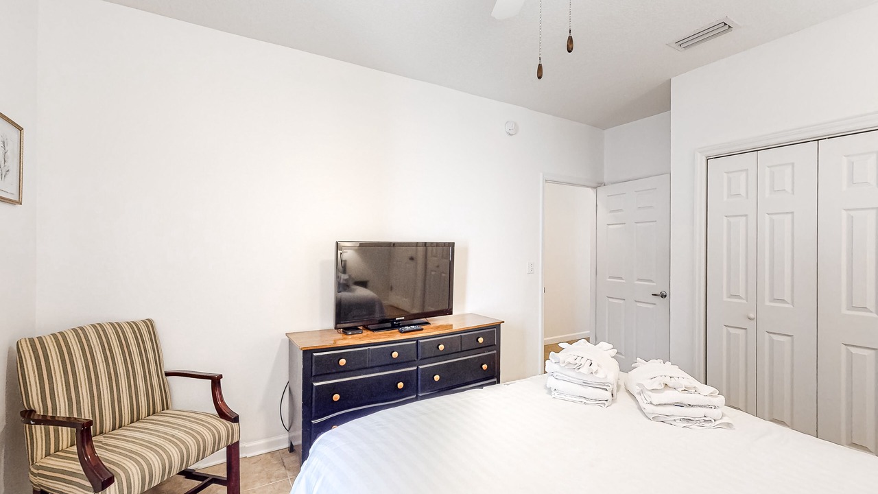 Photo of Bedroom in Frangista Beach