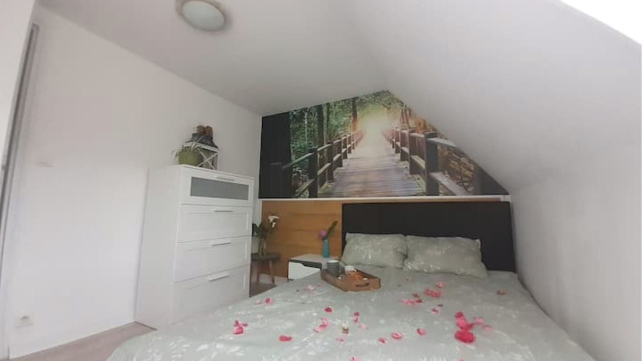 Photo of Bedroom in Lannion