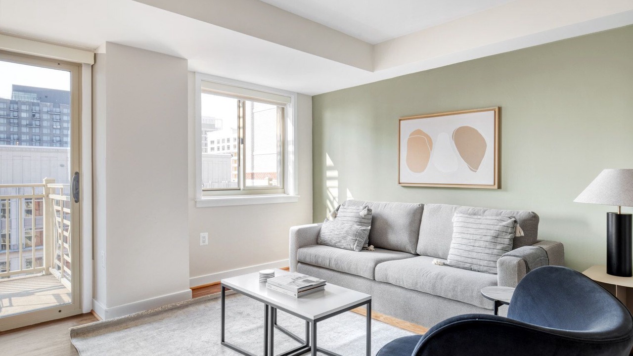 Photo of Livingroom in Ballston