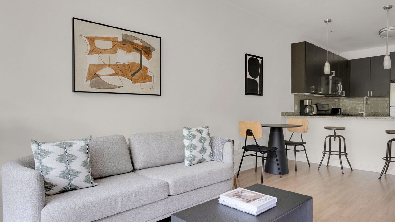 Photo of Livingroom in Assembly Square