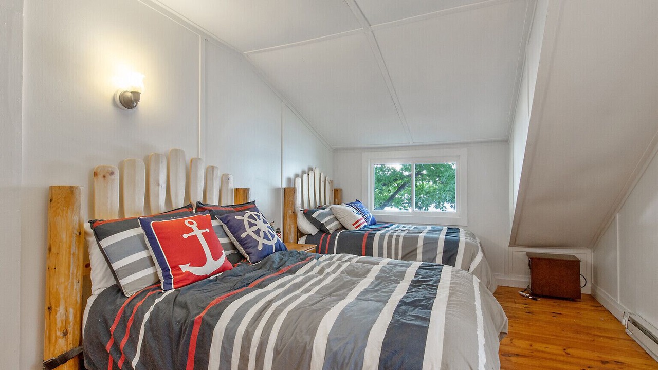 Photo of Bedroom in Town of Owasco