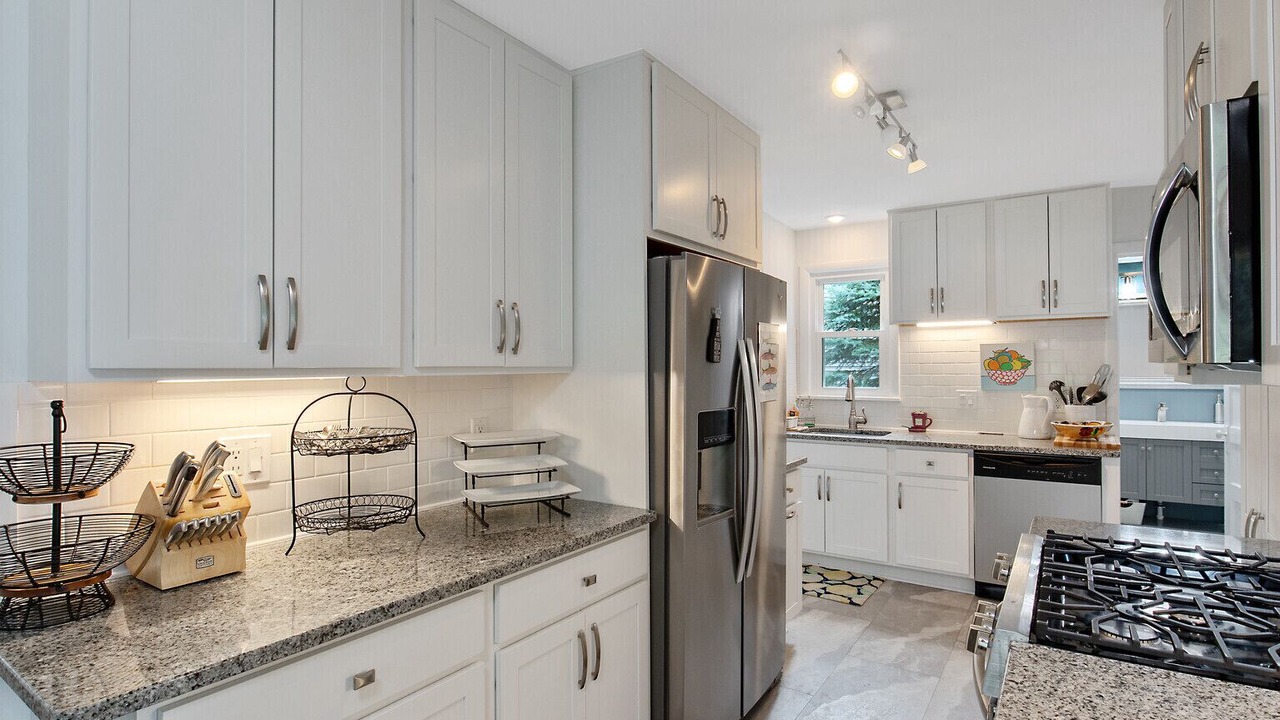 Photo of Kitchen in Town of Owasco