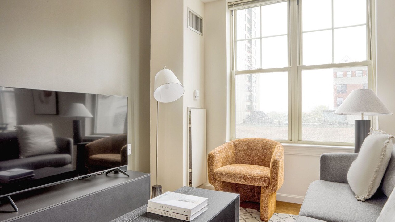 Photo of Livingroom in Central Square
