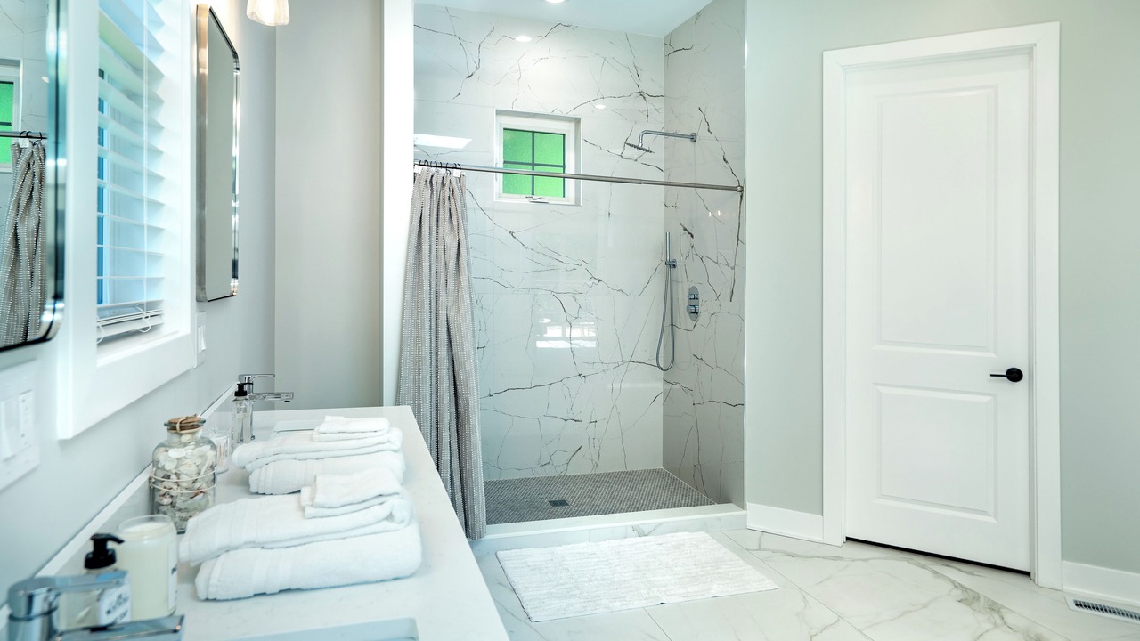 Photo of Bathroom in Delong