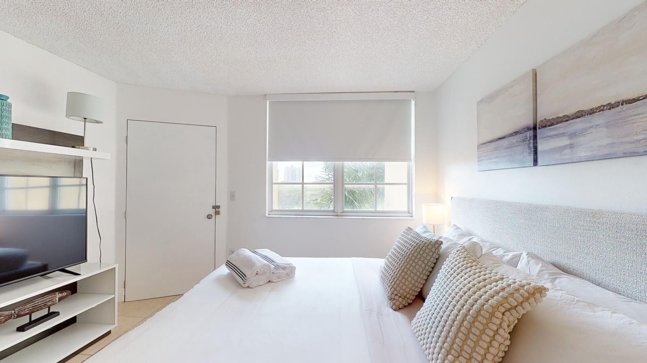 Photo of Bedroom in Aventura