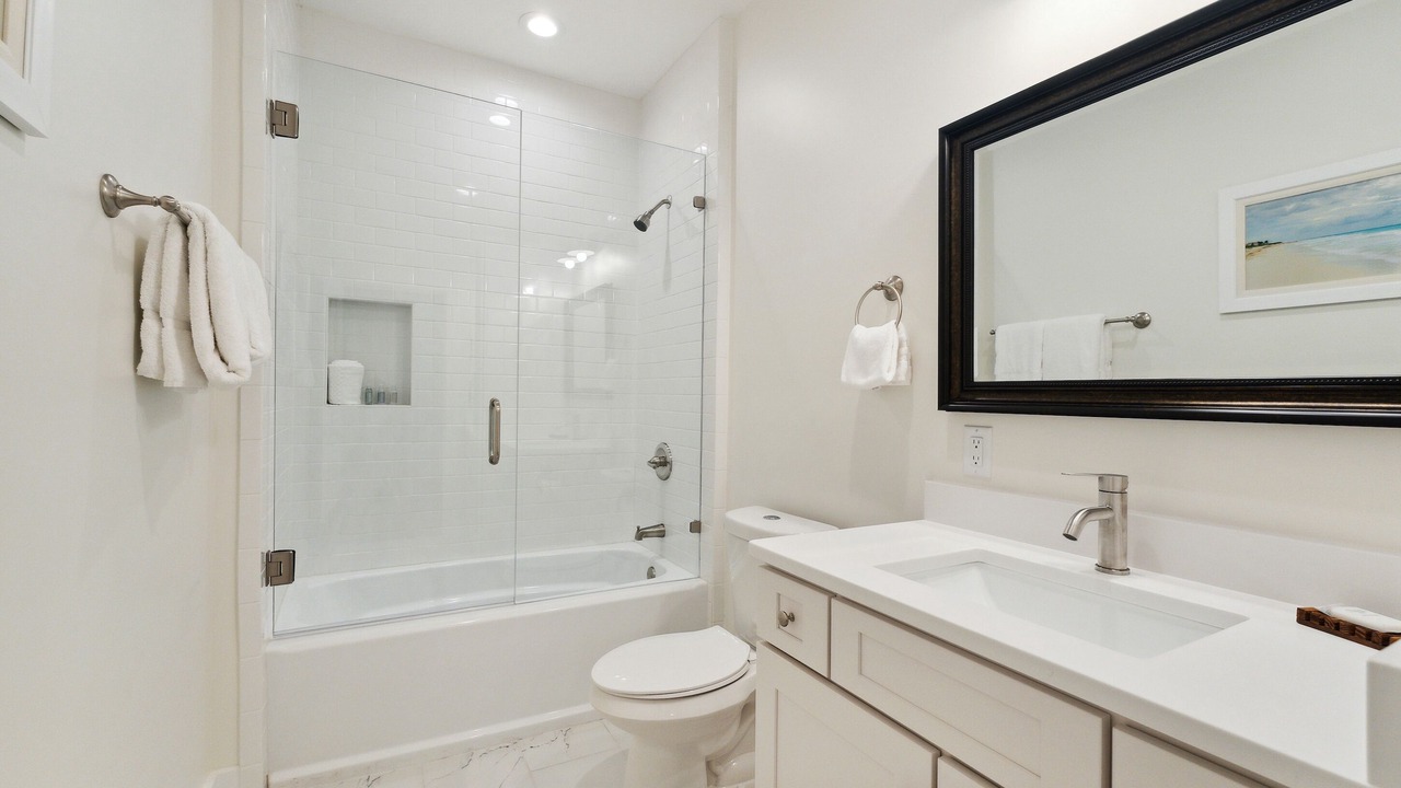 Photo of Bathroom in Treetop