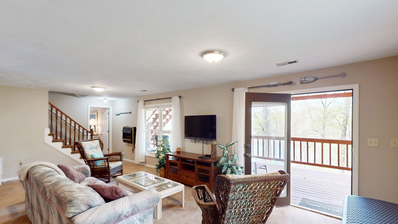 Photo of Livingroom in Westlake Corner