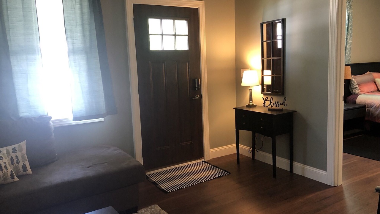 Photo of Livingroom in Bedford