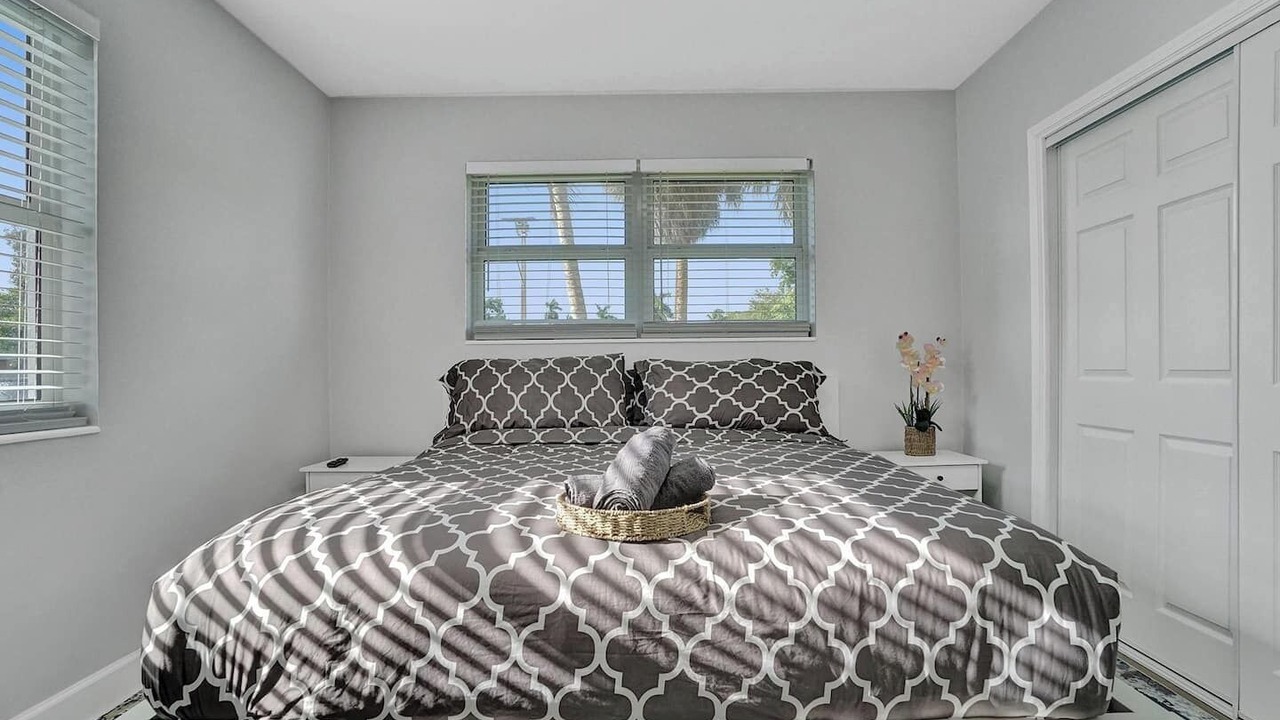Photo of Bedroom in Hollywood