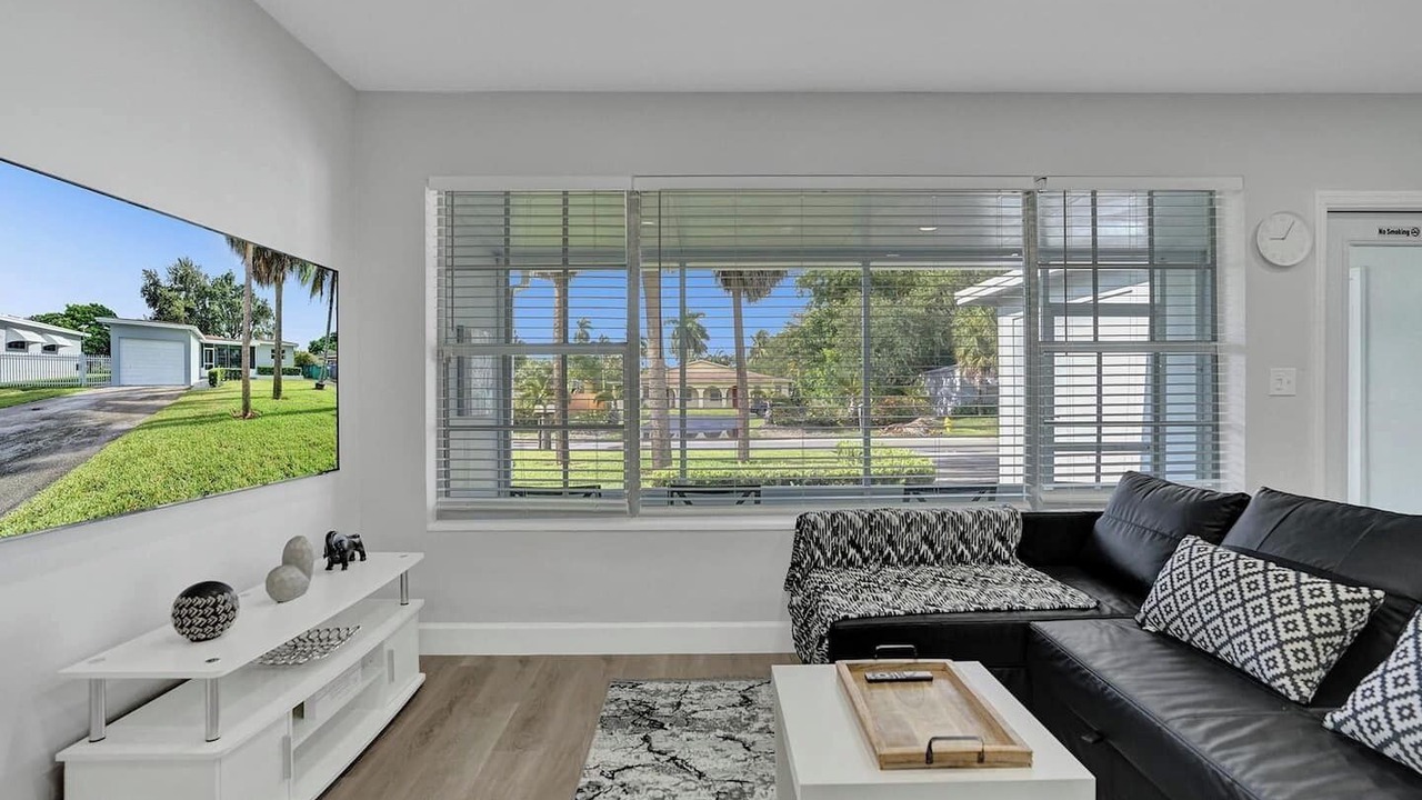 Photo of Livingroom in Hollywood