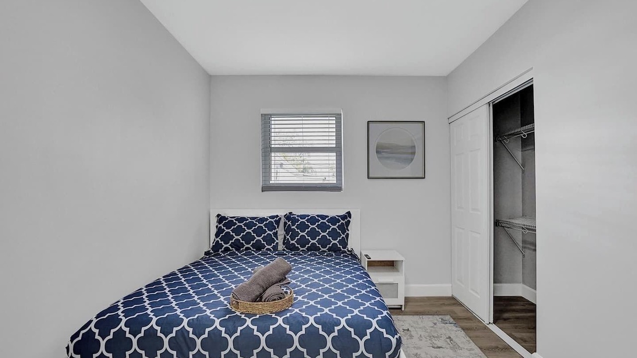 Photo of Bedroom in Hollywood
