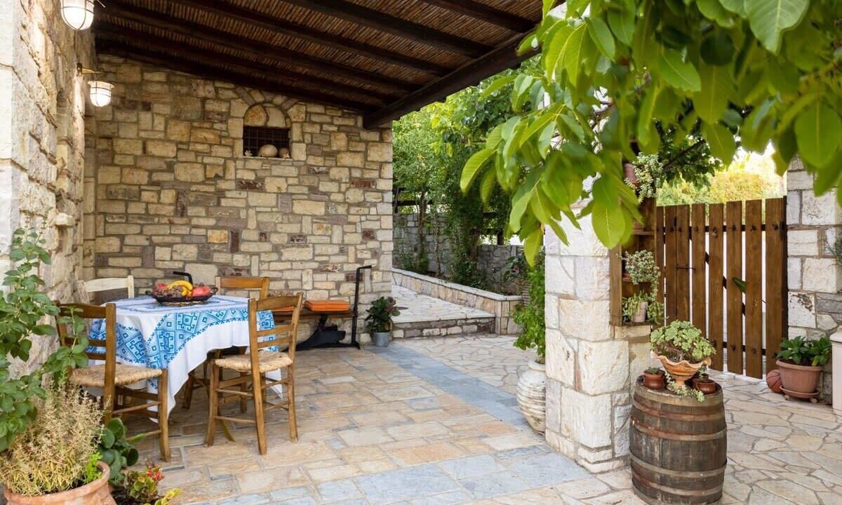Photo of Outdoor in Messini