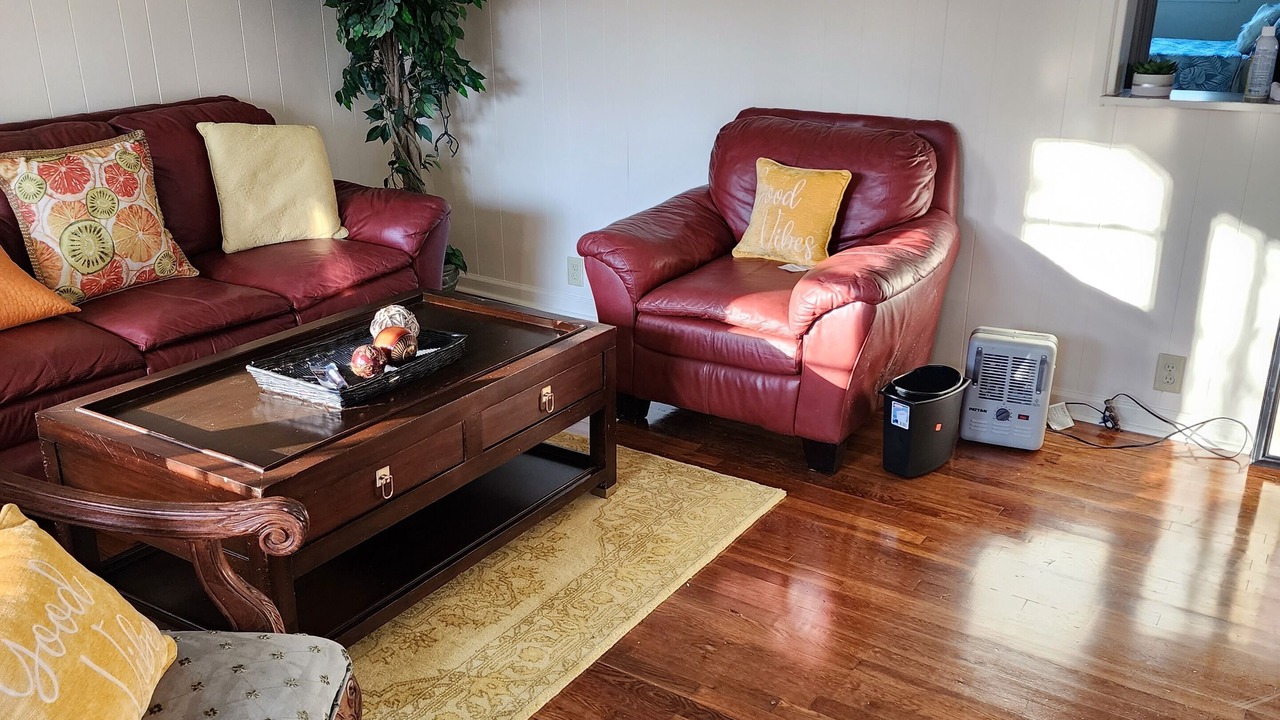 Photo of Livingroom in Axton