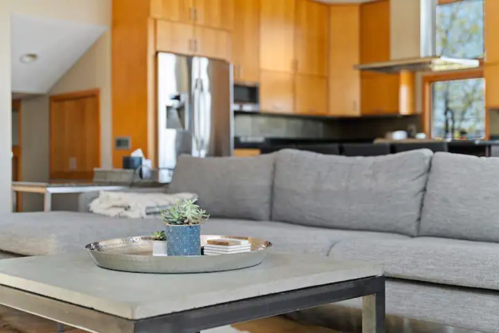 Photo of Livingroom in Wheeler