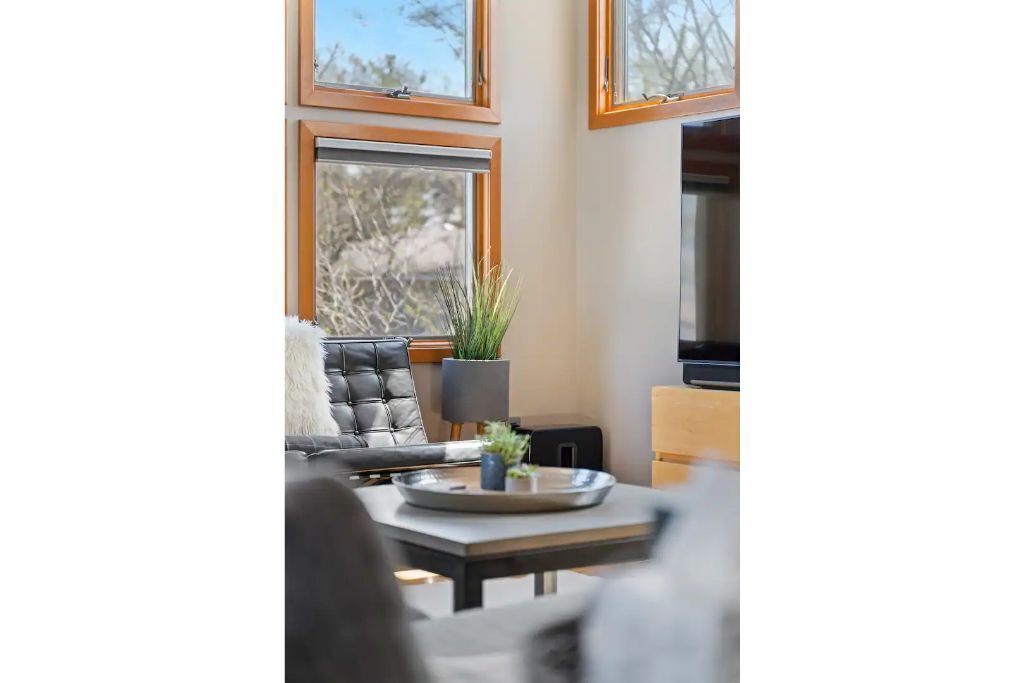 Photo of Livingroom in Wheeler