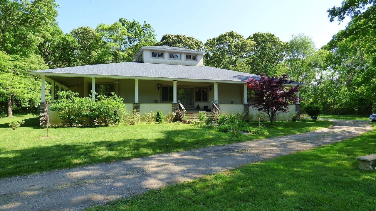 Photo of Outdoor in Brookhaven