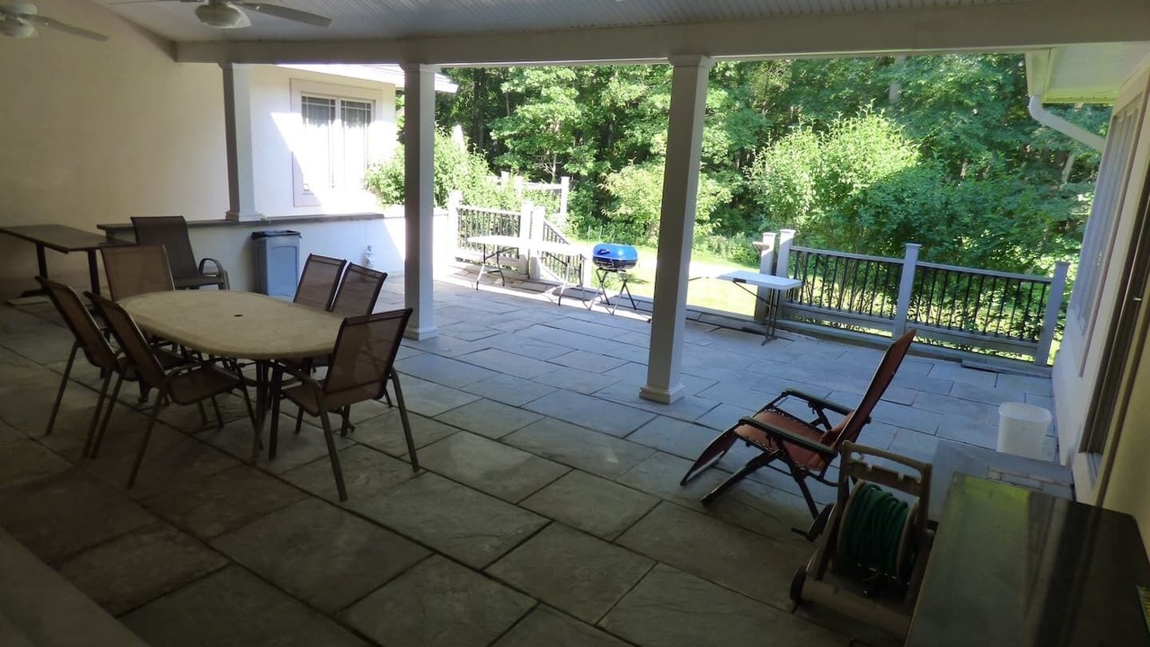 Photo of Outdoor in Brookhaven