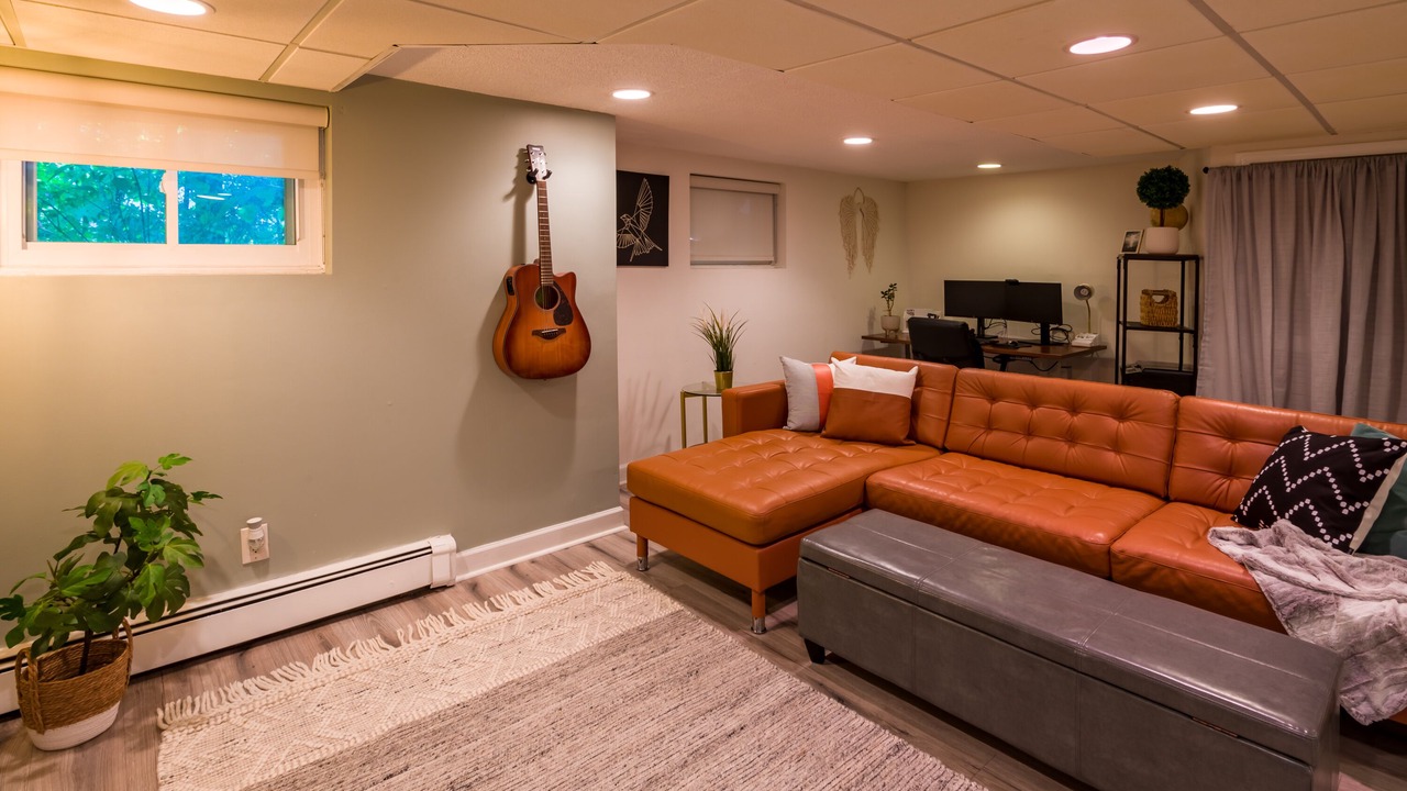 Photo of Livingroom in Bergenfield
