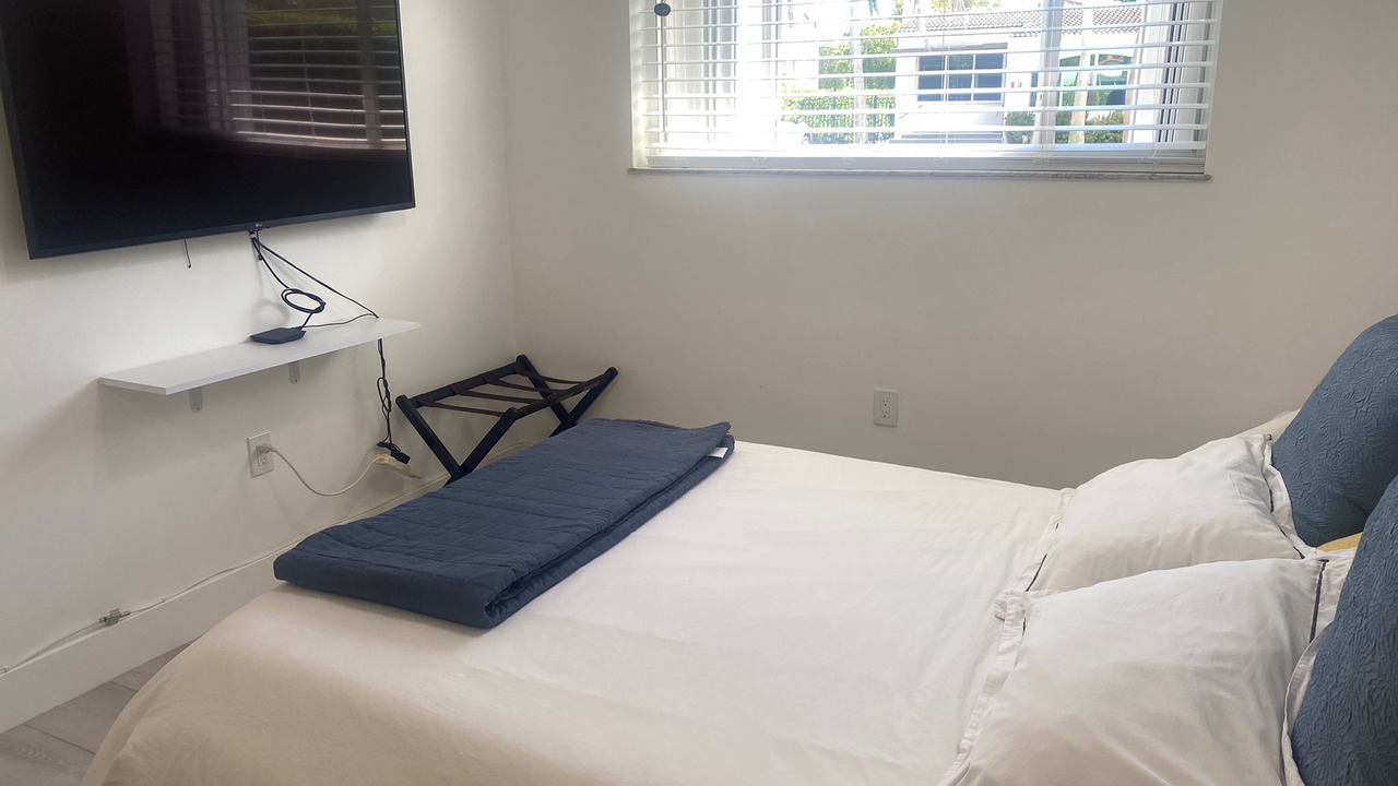 Photo of Bedroom in The Roads