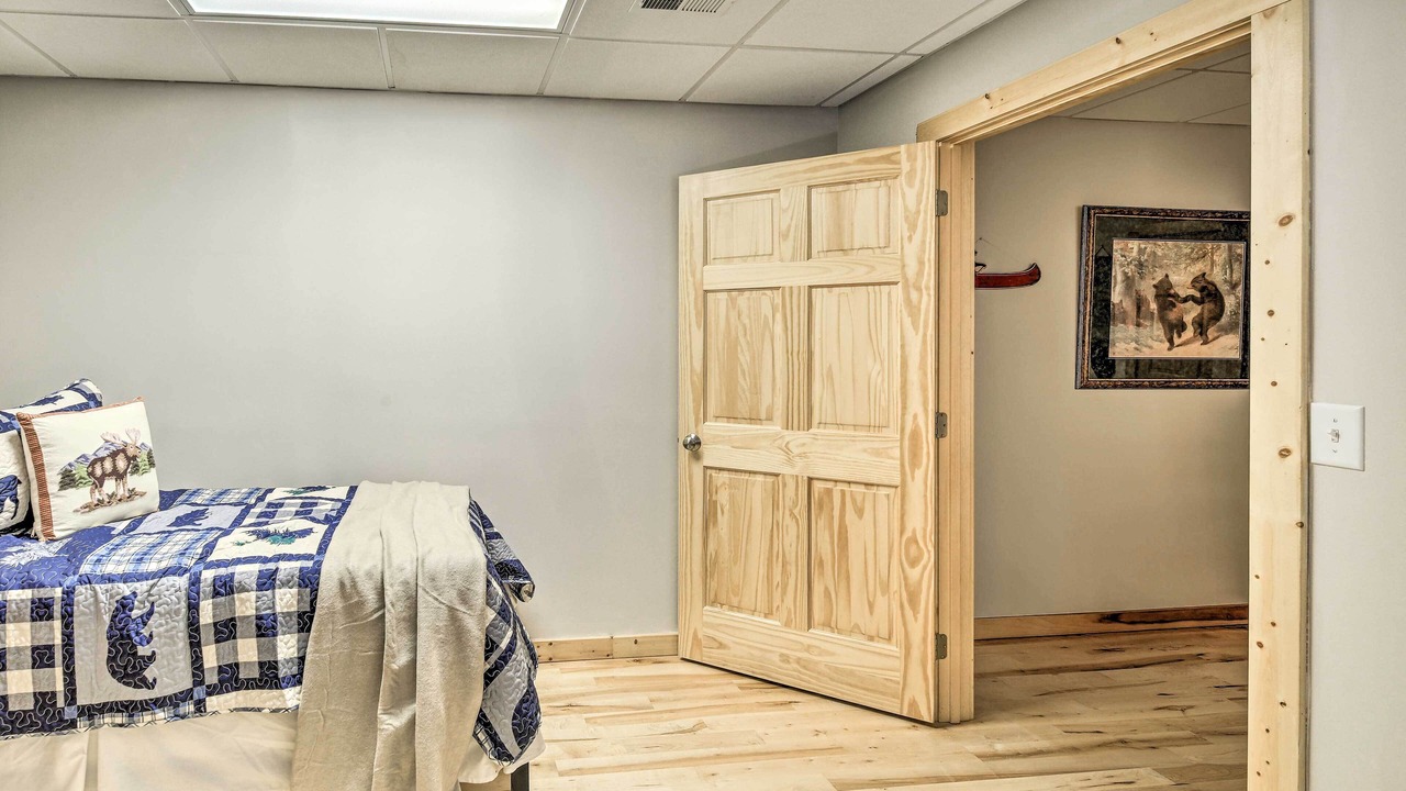 Photo of Bedroom in Piney Creek