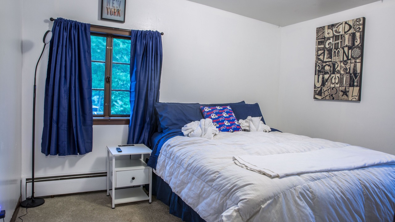 Photo of Bedroom in Athol Springs