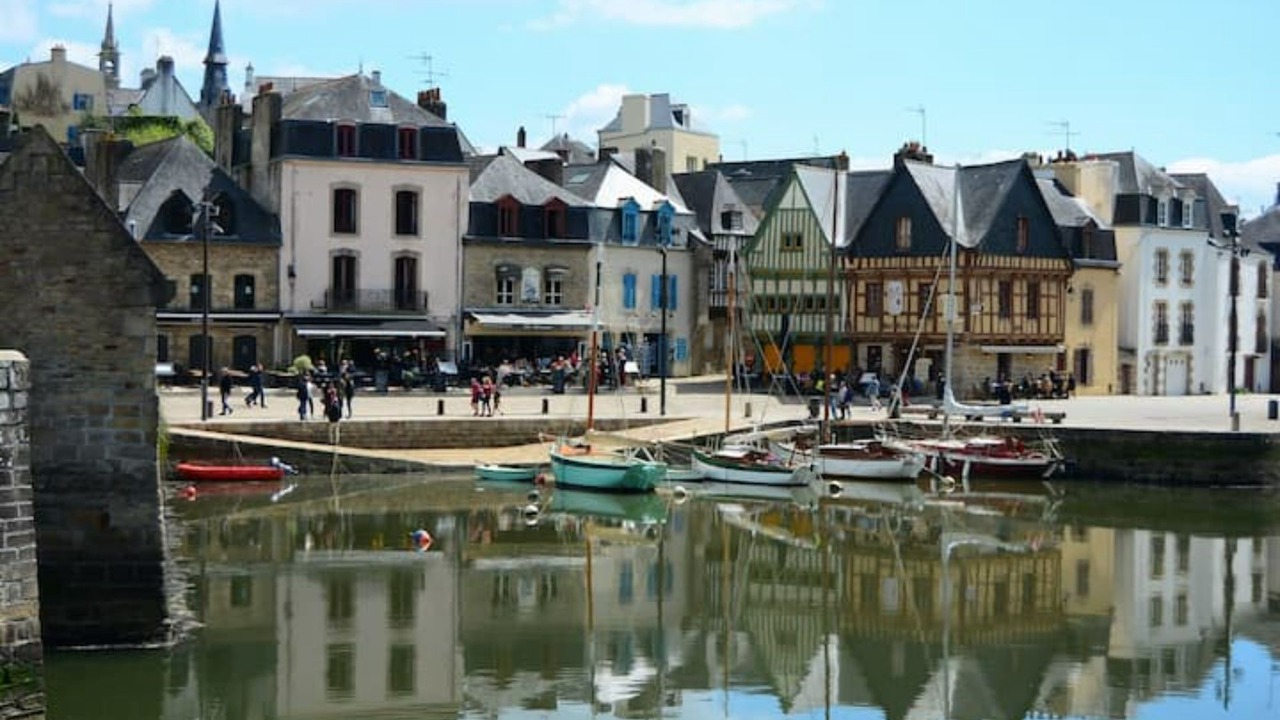 Photo of Others in Auray