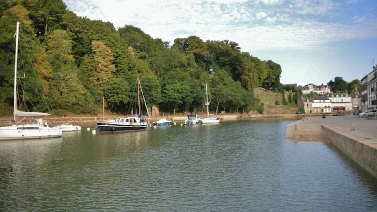 Photo of Others in Auray