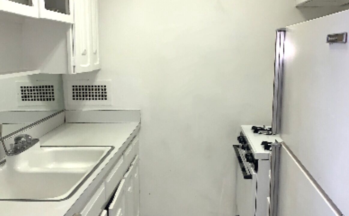 Photo of Kitchen in Sutton Place