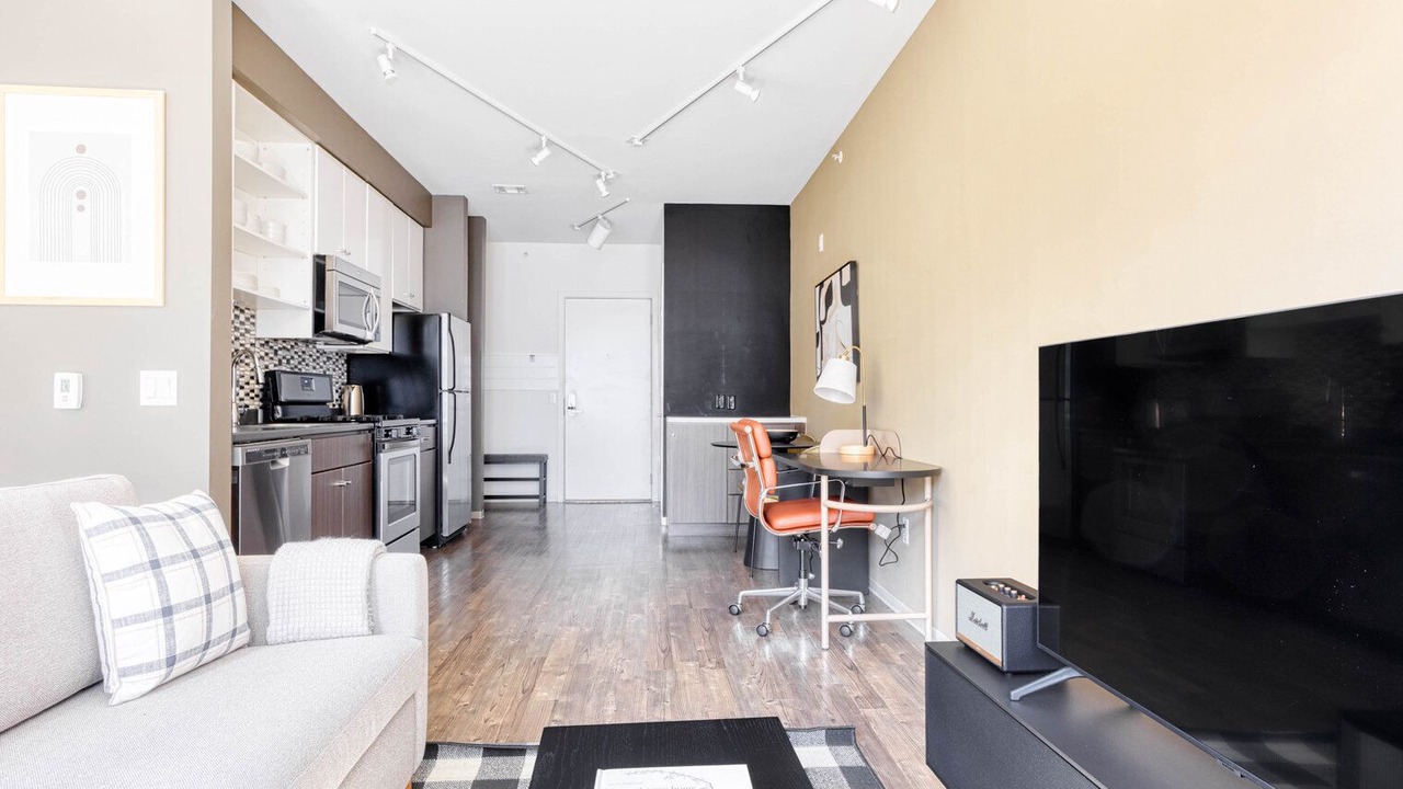 Photo of Livingroom in Assembly Square