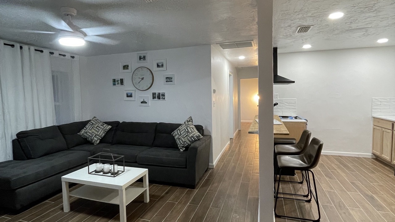 Photo of Livingroom in Live Oak