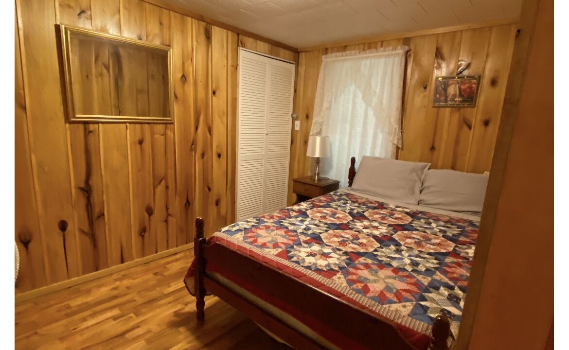 Photo of Bedroom in Grundy