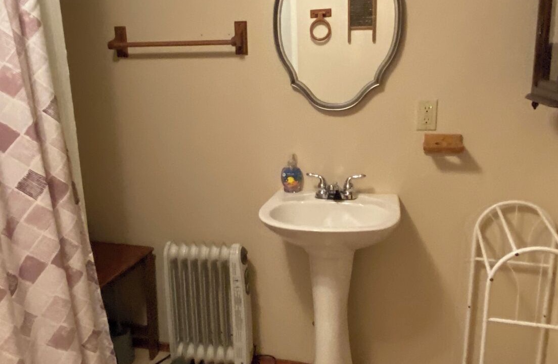 Photo of Bathroom in Grundy