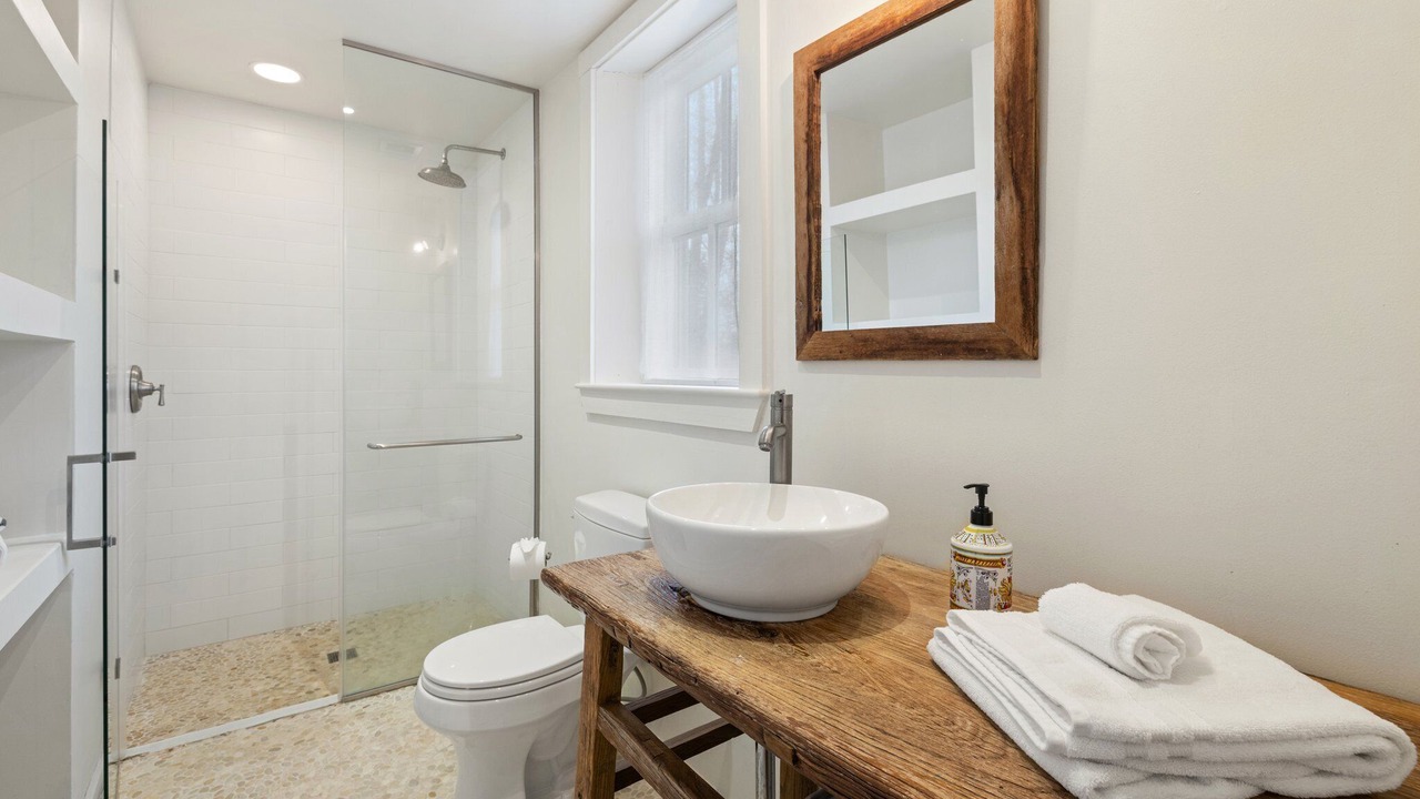 Photo of Bathroom in Middleburg